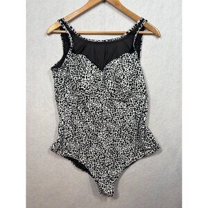 Torrid One Piece Swimsuit Black White Animal Print Active Women's Plus Size 2 2X